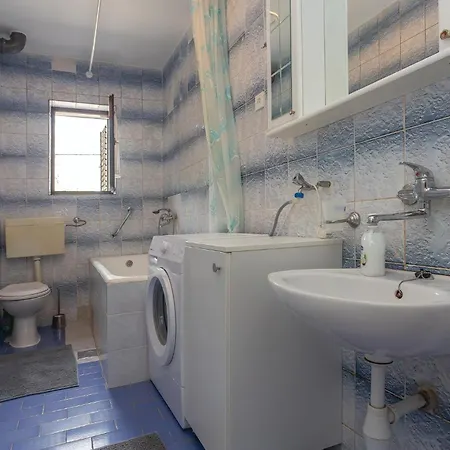 Σπίτι διακοπών Cozy In Sibenik With Sauna *