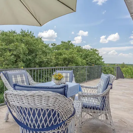 Cozy In Sibenik With Sauna *