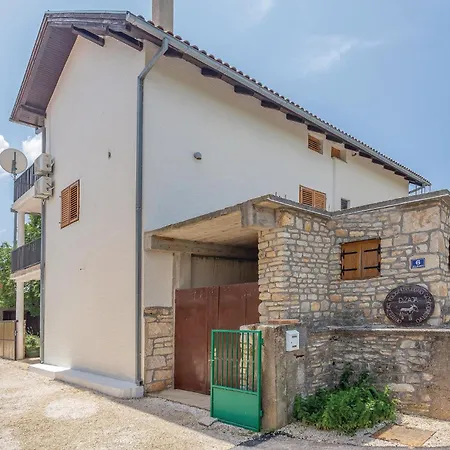 Amazing Home In Sibenik * Puljane