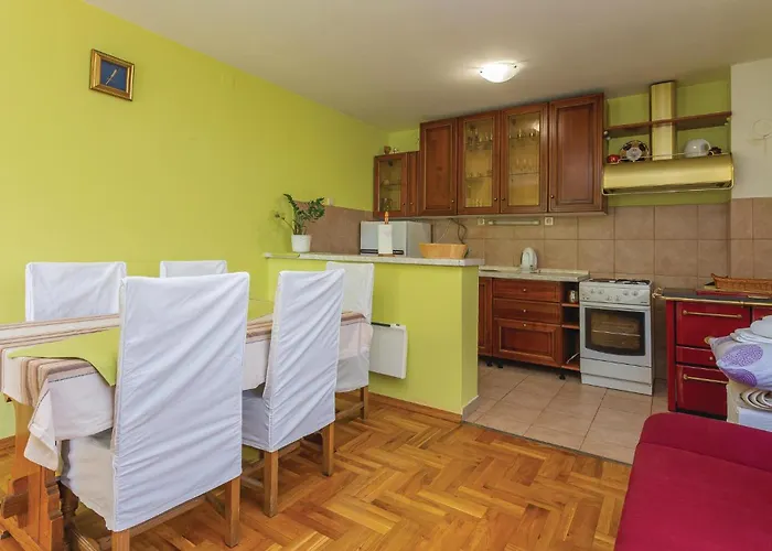 Amazing Home In Sibenik *