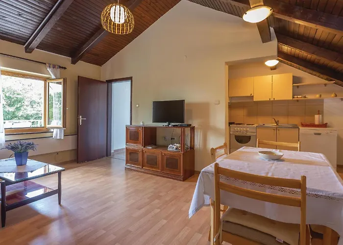 Amazing Home In Sibenik Holiday home