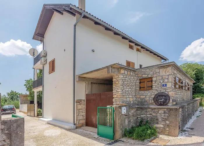 Cozy In Sibenik With Sauna * Puljane