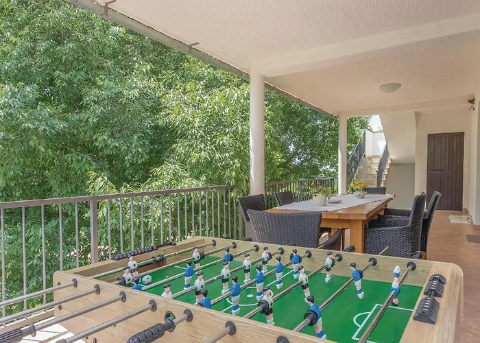 Amazing Home In Sibenik Holiday home Puljane